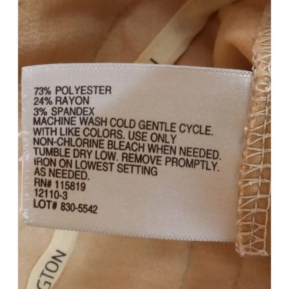 Worthington Capri Pants Womens 12 Beige Flat Front Mid Rise‎ Modern Fit Pockets